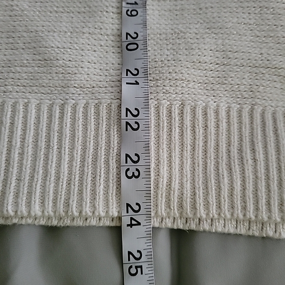 Croft & Barrow Women's Sweater - Picture 11 of 11